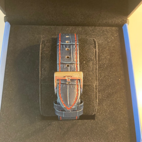 Curtis & Co BIG Time World 42MM 3 Time Zone Timepiece - Picture 3 of 5